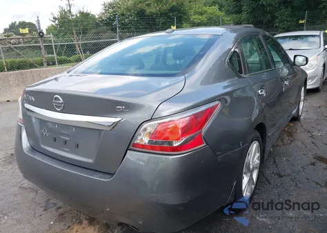 2015 Nissan Altima 2.5 Sl z USA, uszkodzony, nr VIN 1N4AL3AP9FC441969